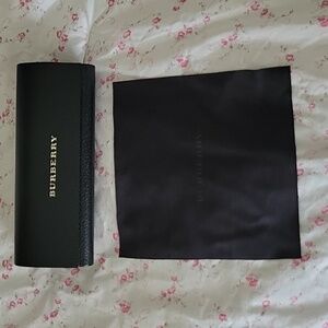 NWOT Burberry Eye Glass Holder